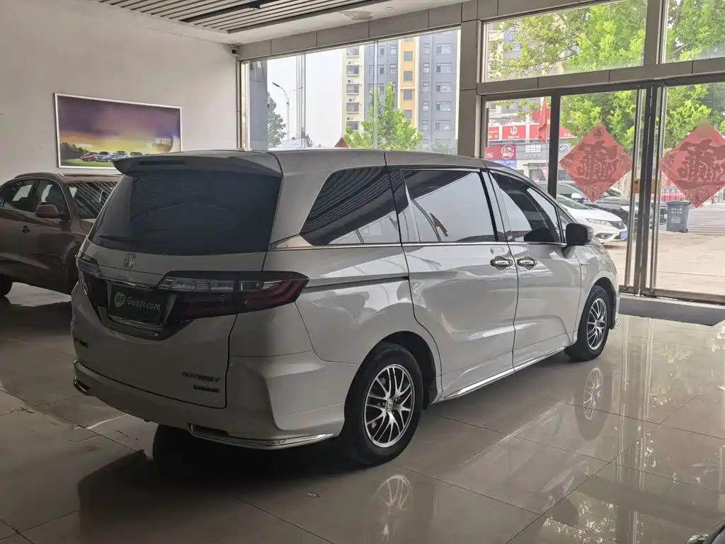 Honda Odyssey — миниатюра 7