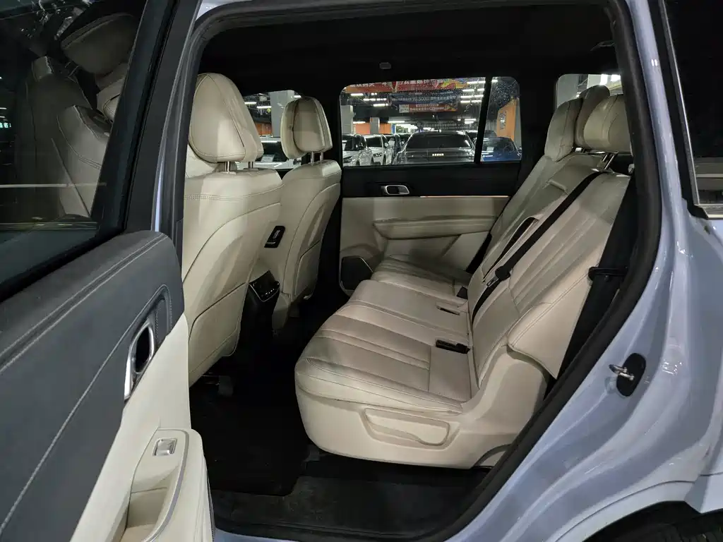 Li Auto Li ONE — миниатюра 5