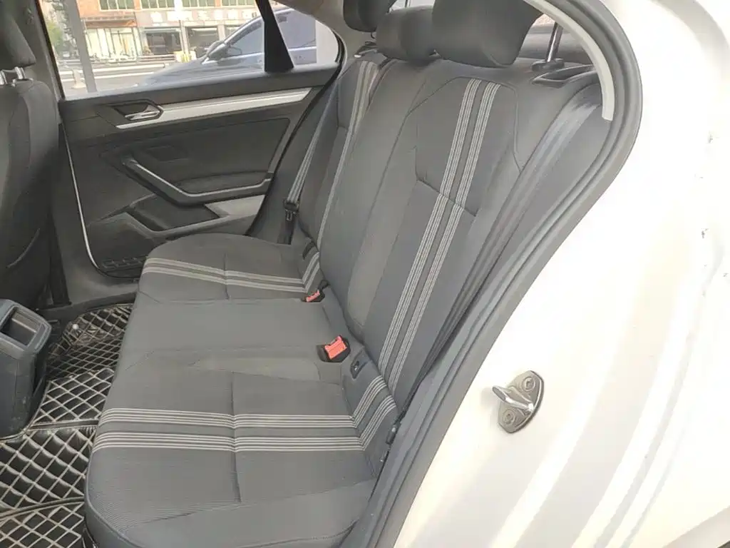 Volkswagen Lamando — миниатюра 17
