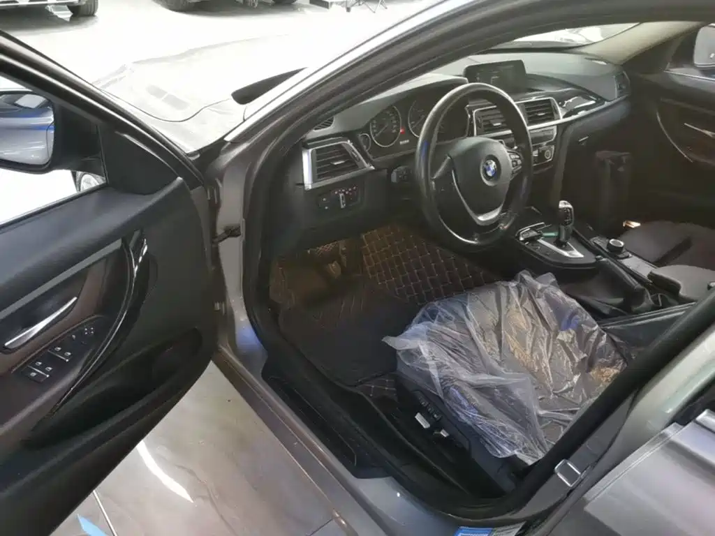 BMW 3 Series — миниатюра 16