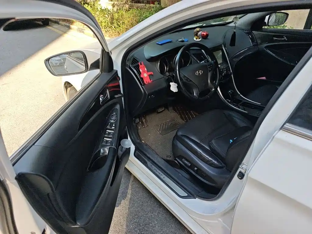 Hyundai Sonata — миниатюра 17