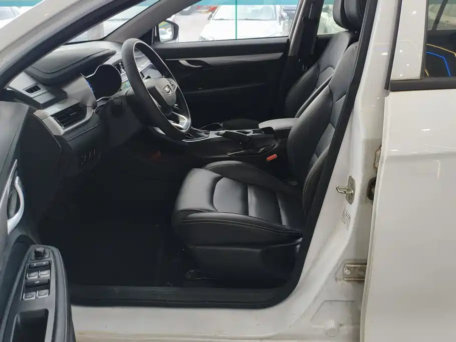 Geely Emgrand — миниатюра 9