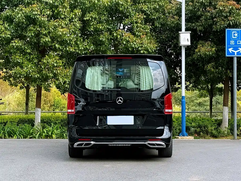 MERCEDES-BENZ VITO