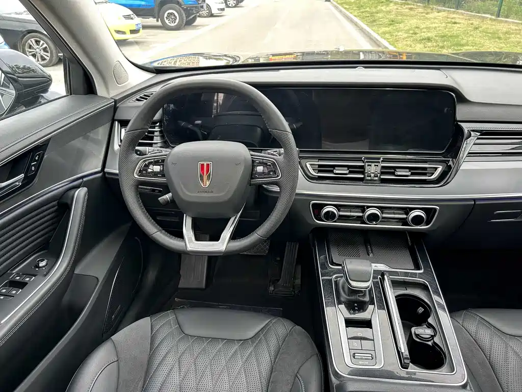 Hongqi HS5 2023 2.0T Pro50