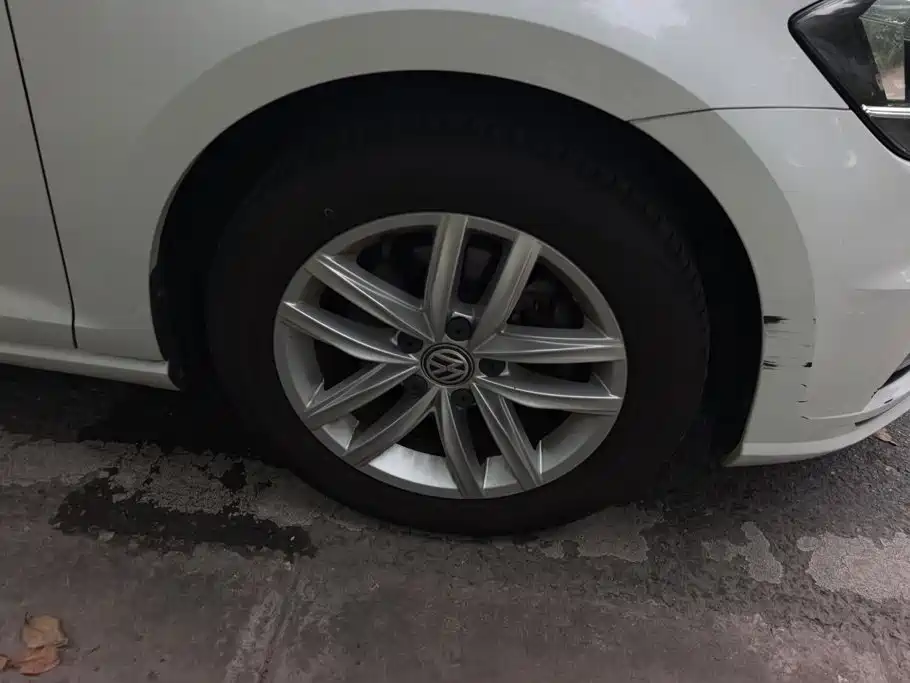 Volkswagen Golf — миниатюра 6