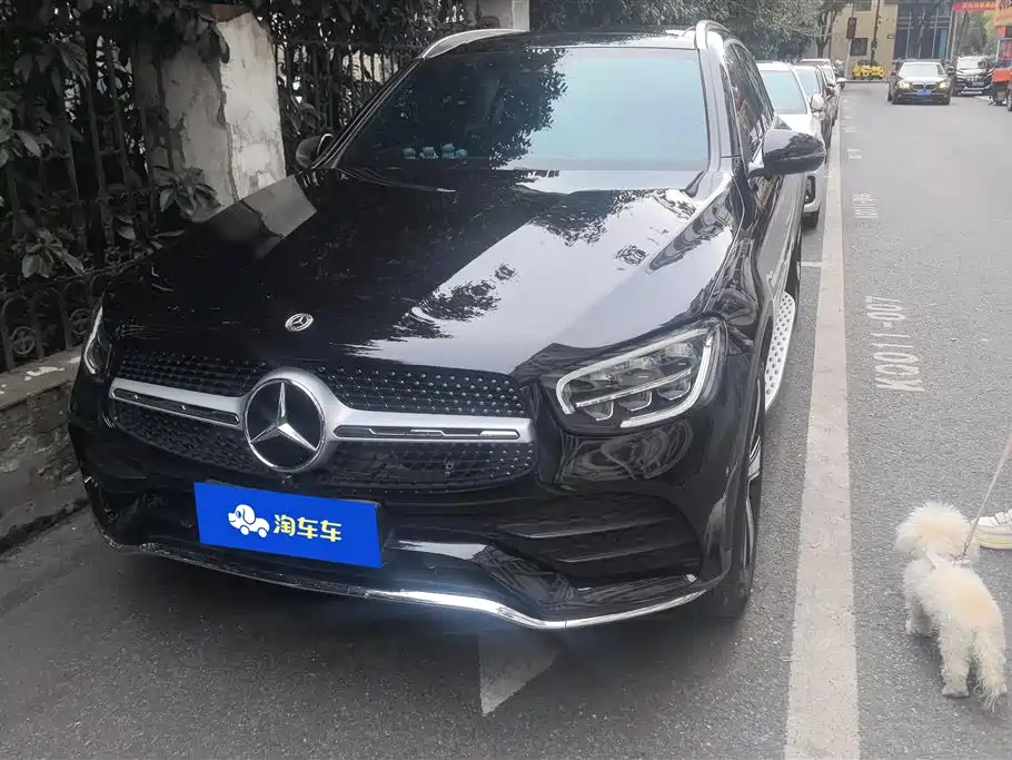MERCEDES-BENZ GLC