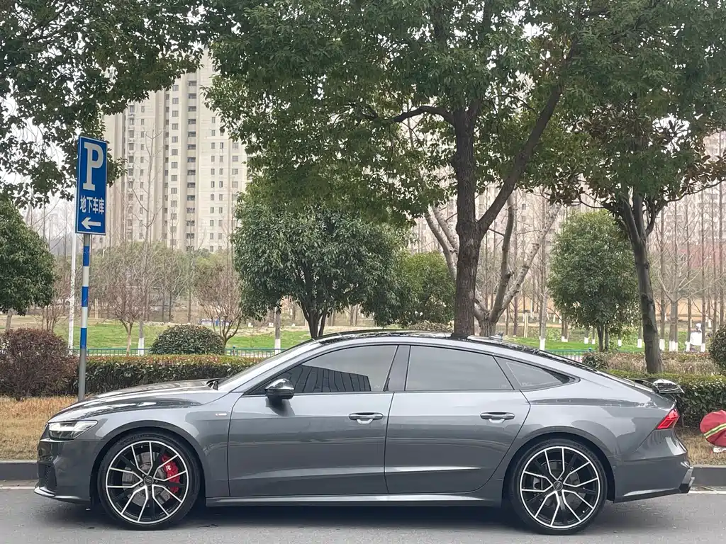 AUDI A7