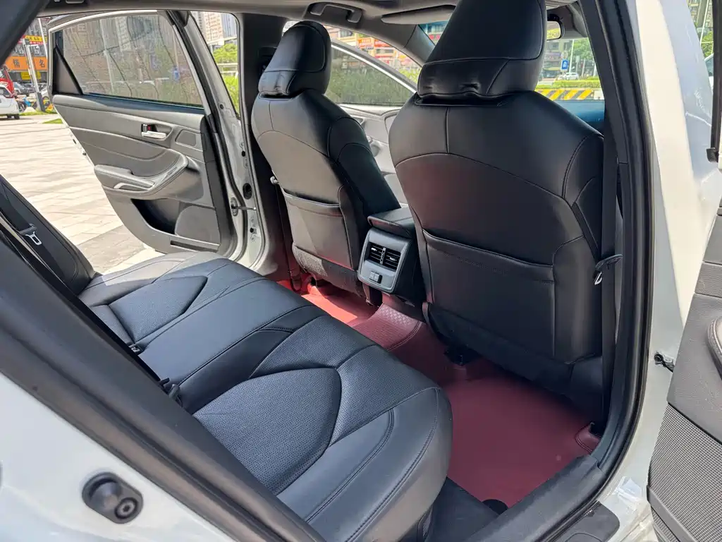 Toyota Avalon — миниатюра 11