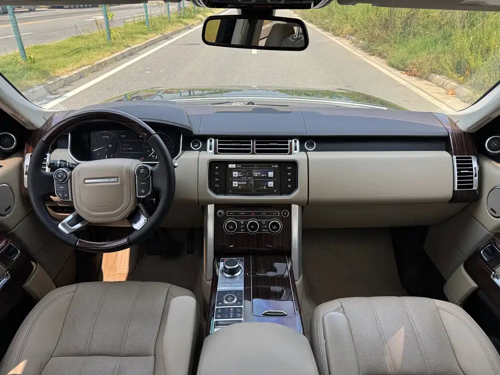 Land Rover Range Rover — миниатюра 12