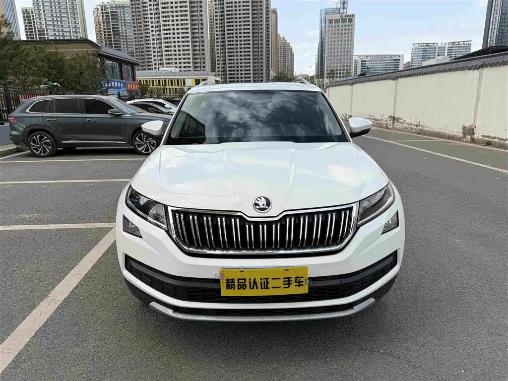 Skoda Kodiaq Facelift TSI330 7 seats 2WD Luxury Tech Edition, фото 2