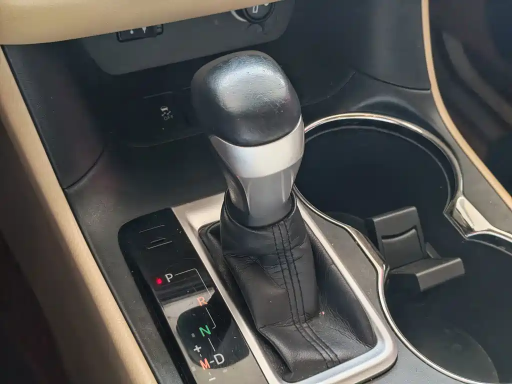 Toyota Highlander — миниатюра 16
