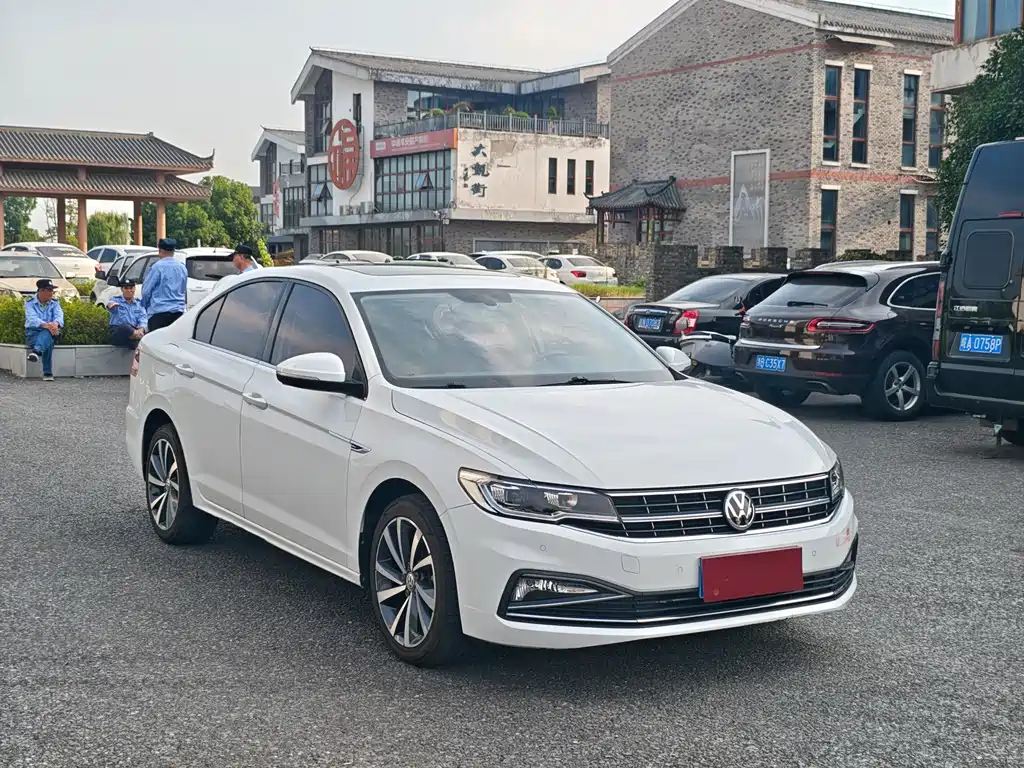 Volkswagen Bora — миниатюра 3