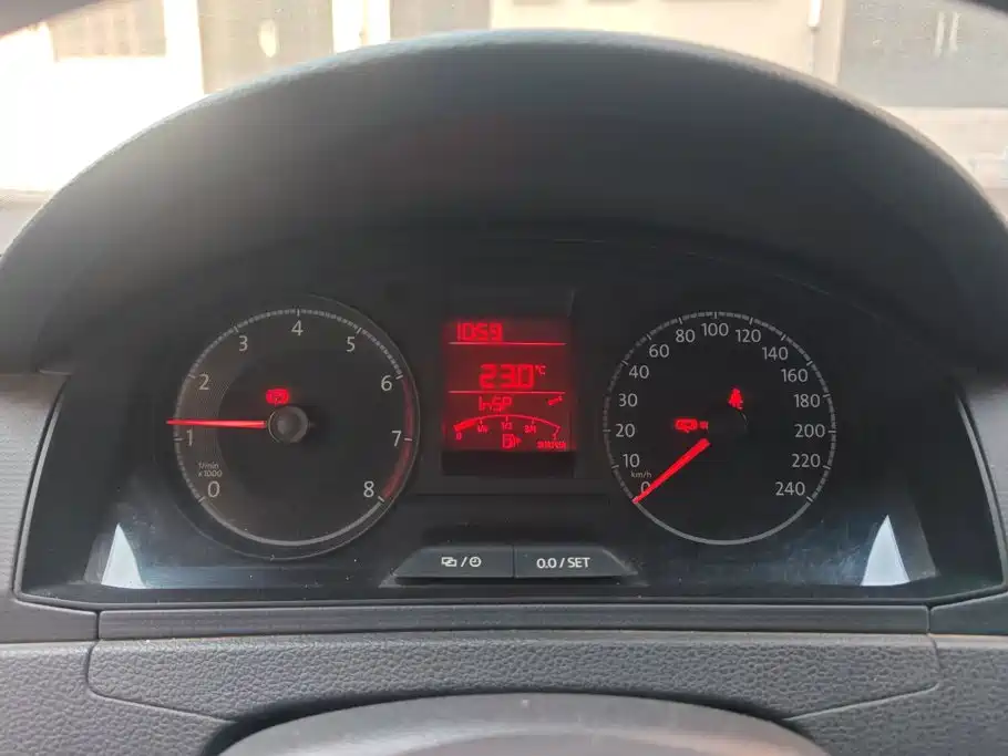 Volkswagen Santana — миниатюра 14