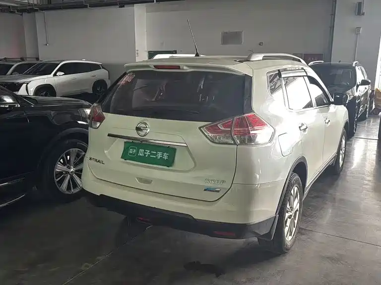 Nissan X-Trail — миниатюра 4