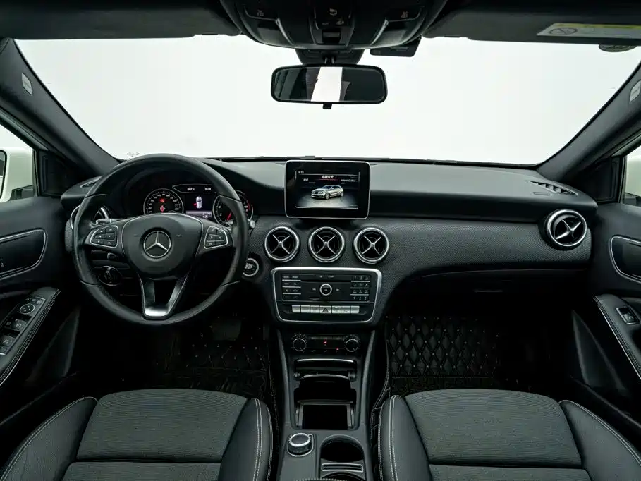 Mercedes-Benz A-Class (Import) — миниатюра 15