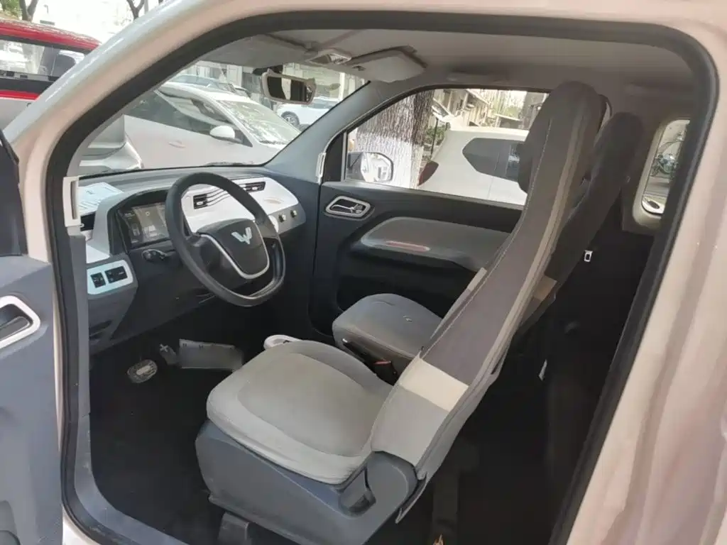 Wuling MINIEV — миниатюра 15