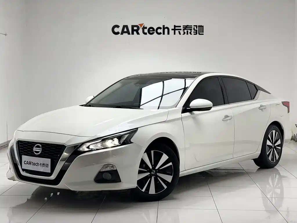 NISSAN TEANA