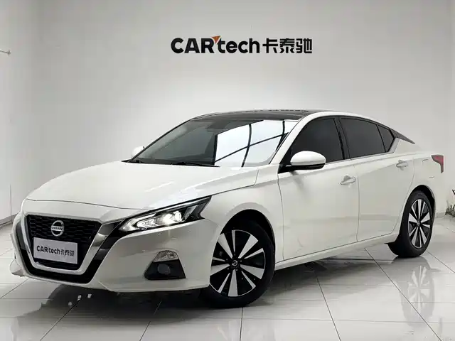 NISSAN TEANA 2023