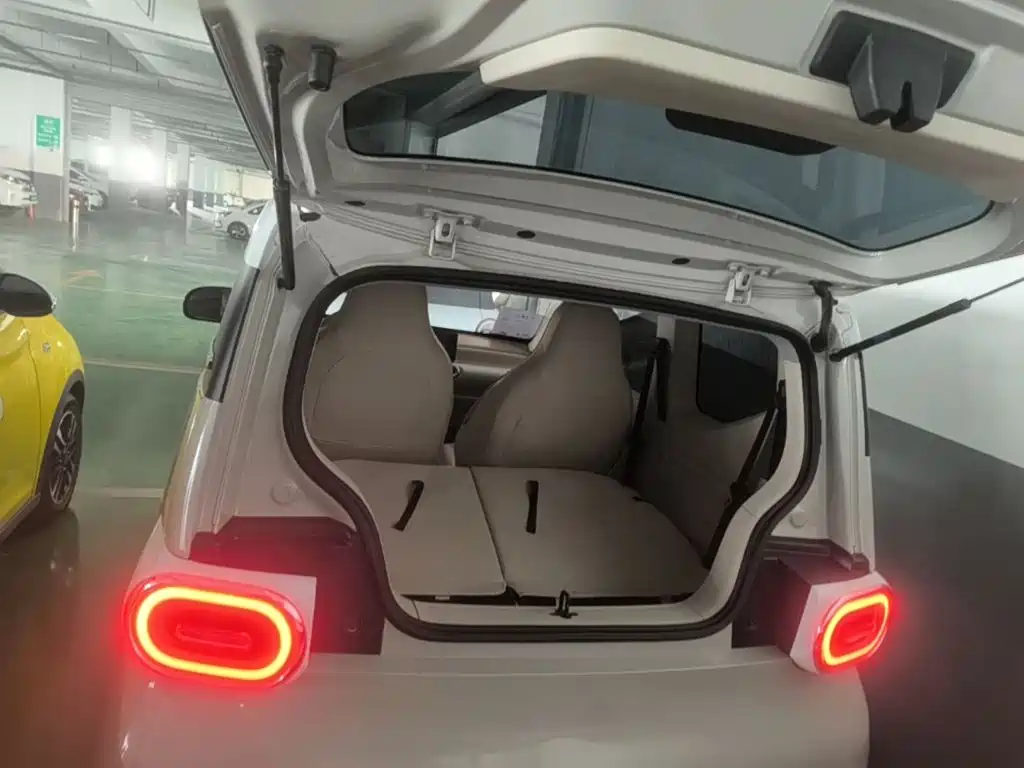Wuling MINIEV — миниатюра 15