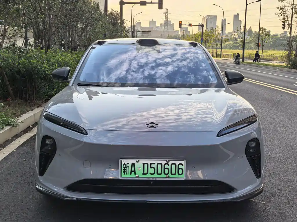 NIO ET5 — миниатюра 2