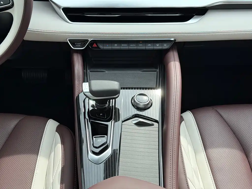 GEELY AUTOMOBILE XINGYUE L