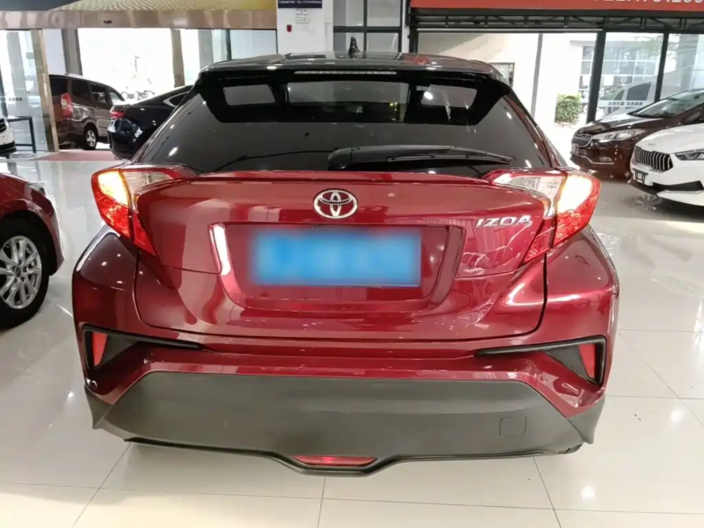 Toyota IZOA — миниатюра 6