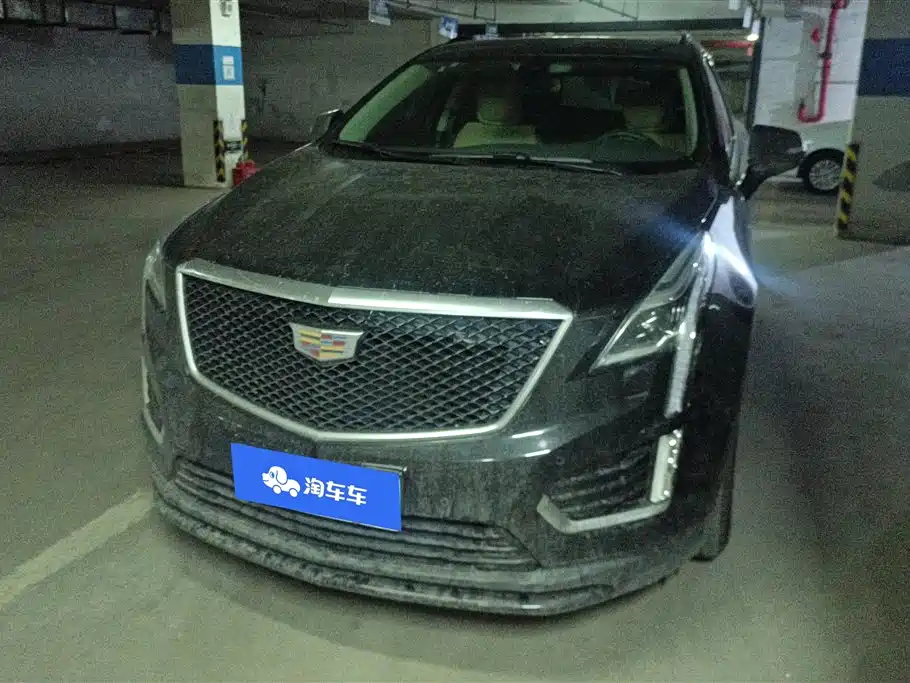 CADILLAC XT5