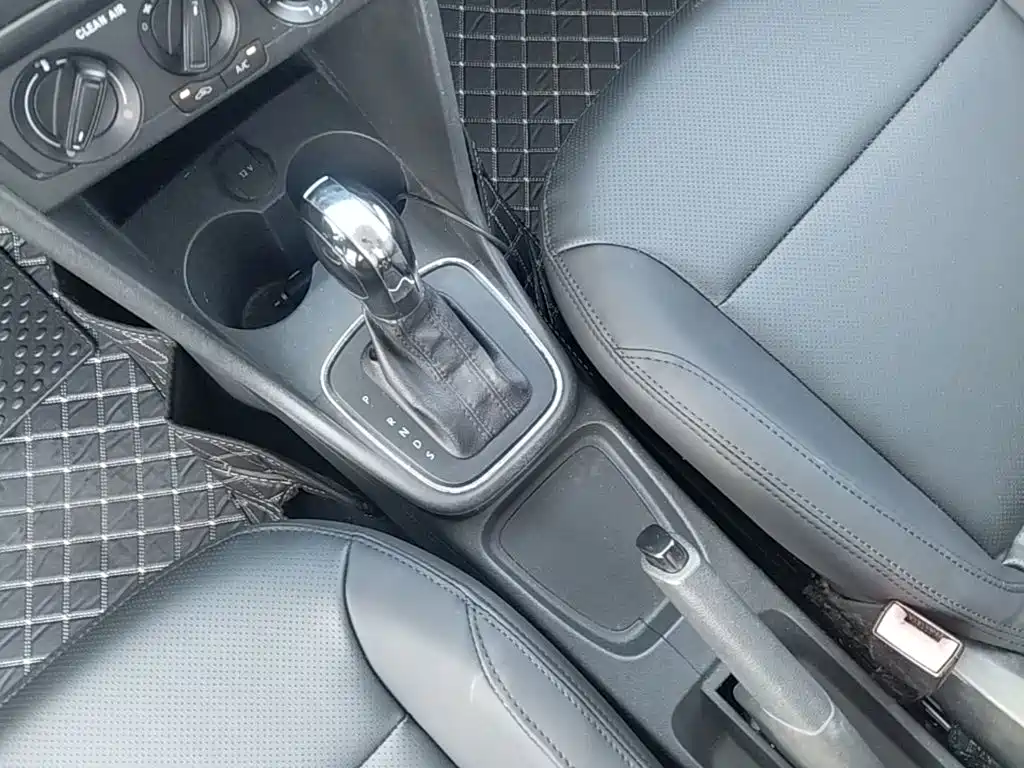 Volkswagen Polo — миниатюра 14