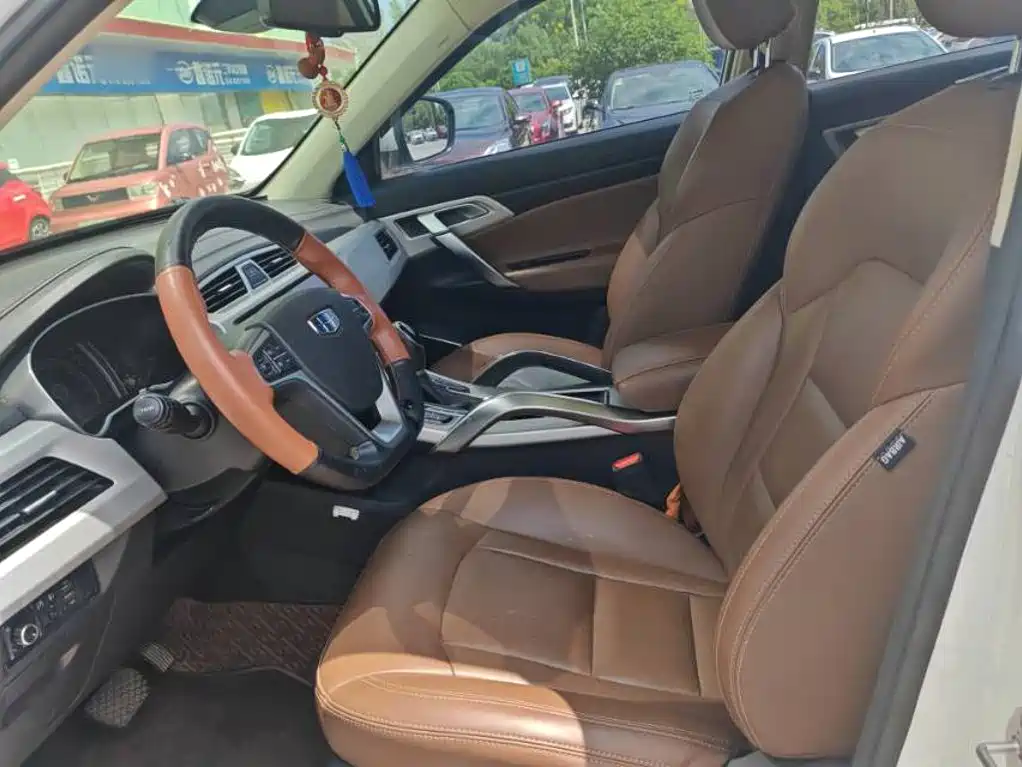 Geely Boyue — миниатюра 14