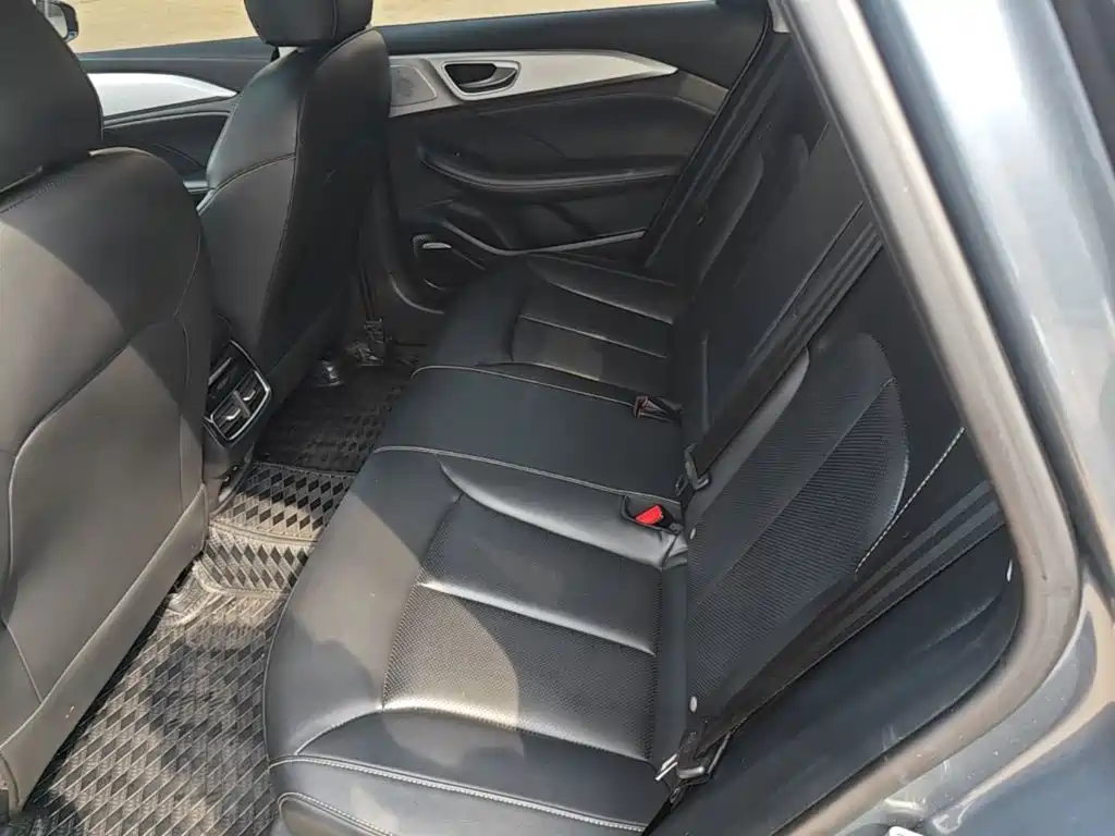 Roewe i6 MAX — миниатюра 17