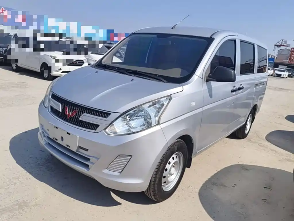 Wuling Rongguang V