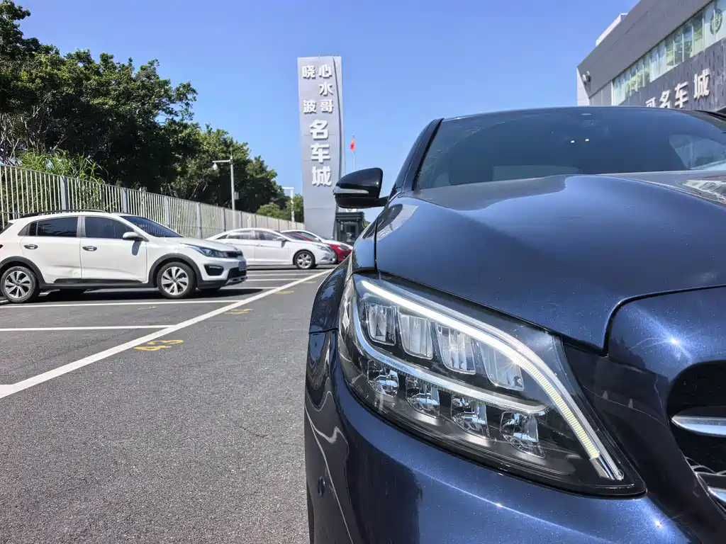 Mercedes-Benz C-Class — миниатюра 4