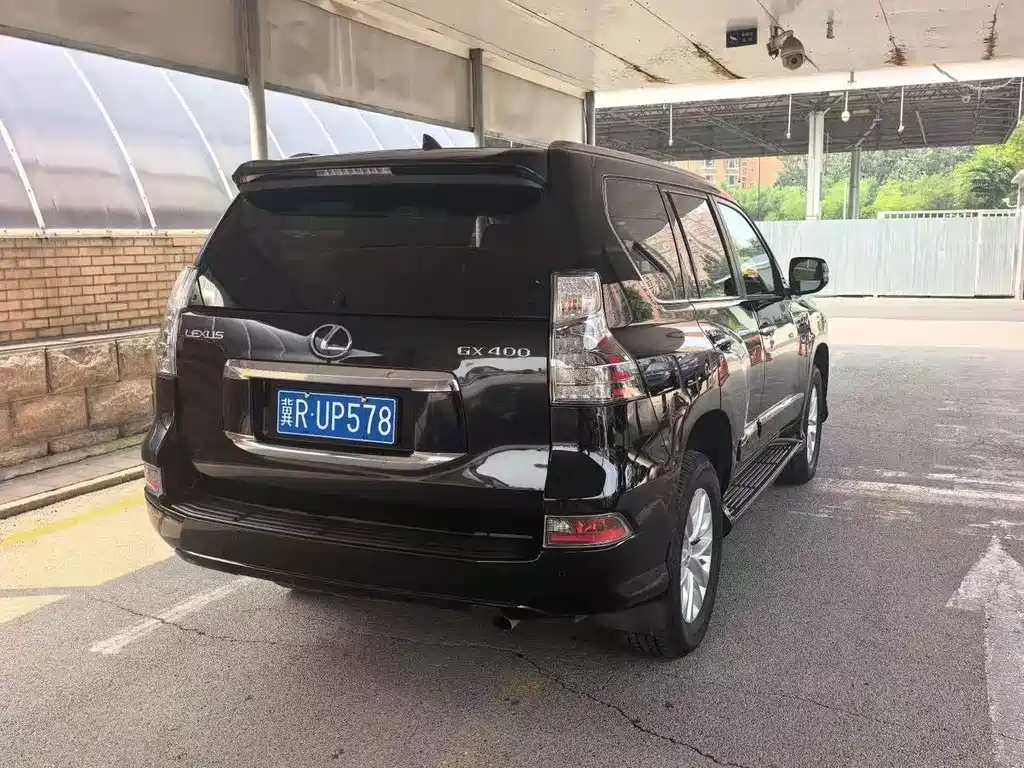 Lexus GX — миниатюра 4