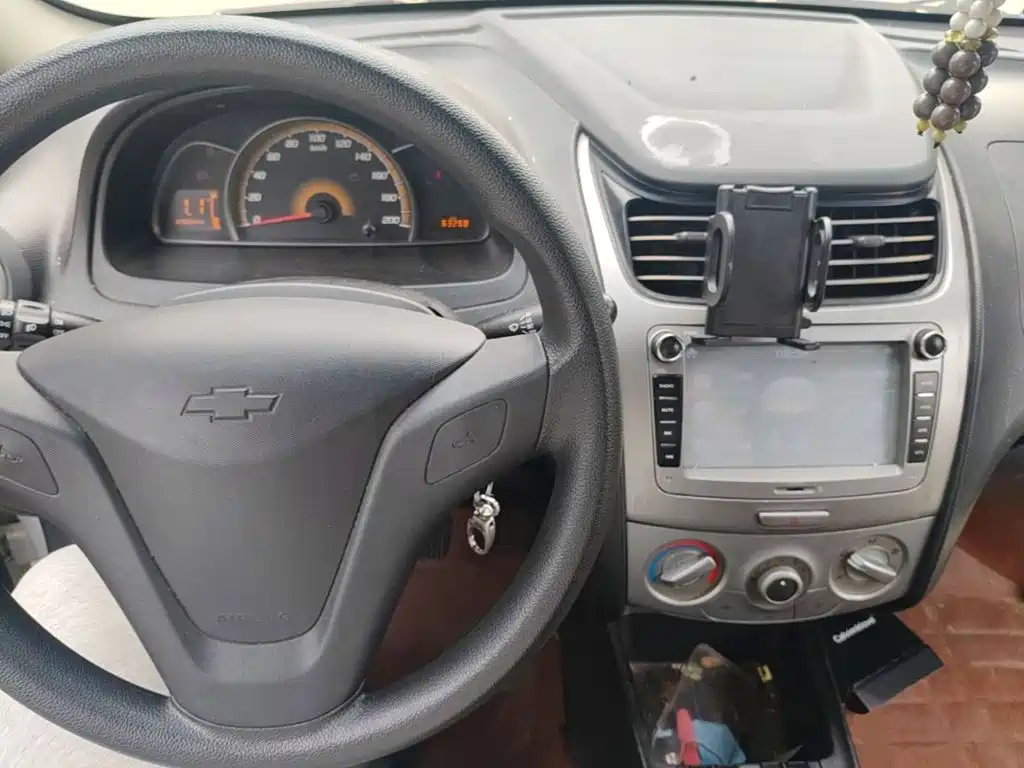 Chevrolet Sail — миниатюра 14
