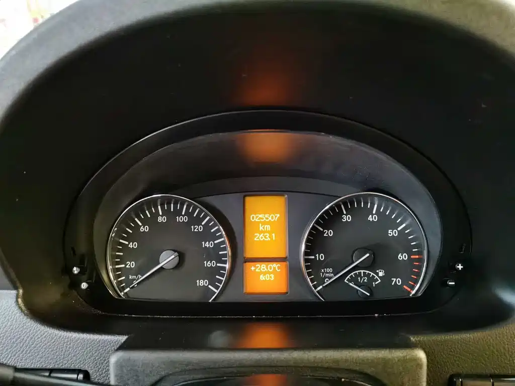 Mercedes-Benz Sprinter — миниатюра 6