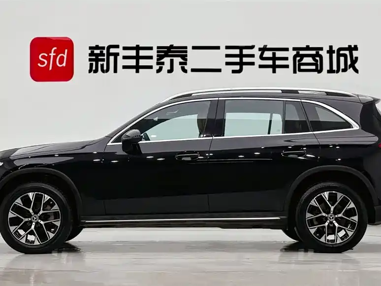 Mercedes-Benz GLC 2023 GLC 260 L 4MATIC 7 мест