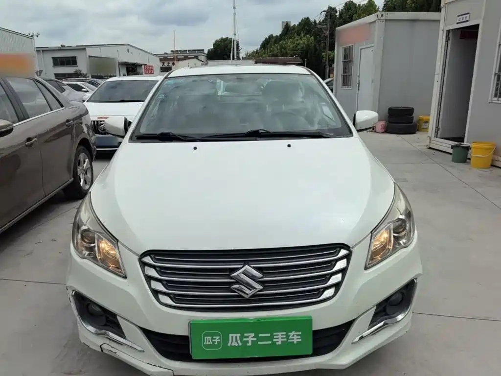 Suzuki Alivio — миниатюра 3