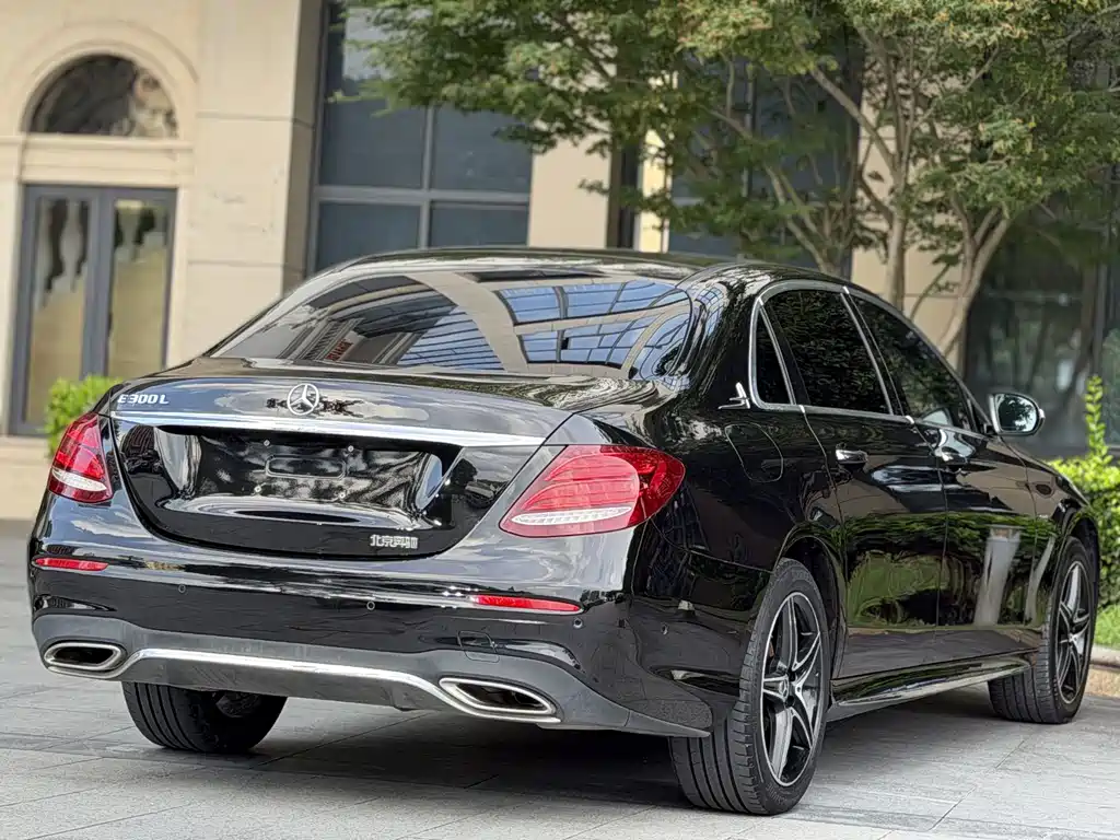 Mercedes-Benz E-Class E 2020 E 300 L Sport Fashion