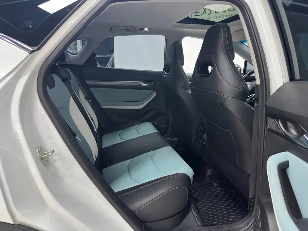 Geely Emgrand S — миниатюра 11
