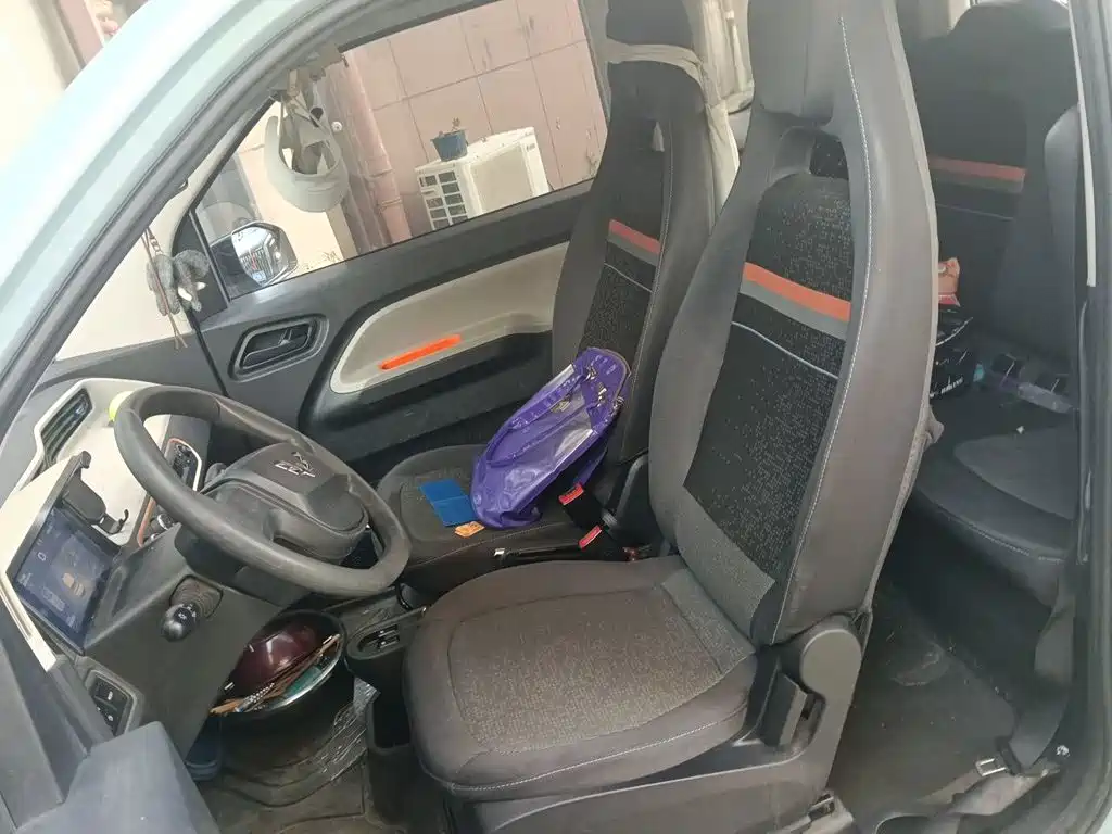 Wuling MINIEV — миниатюра 8