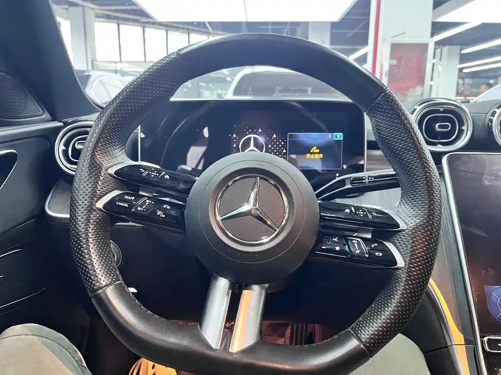 Mercedes-Benz C-Class — миниатюра 5