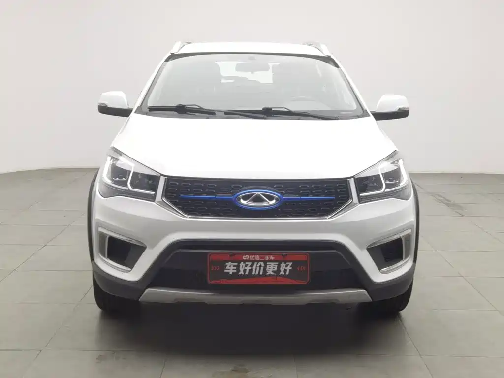 Chery New Energy Tiggo 3xe — миниатюра 3