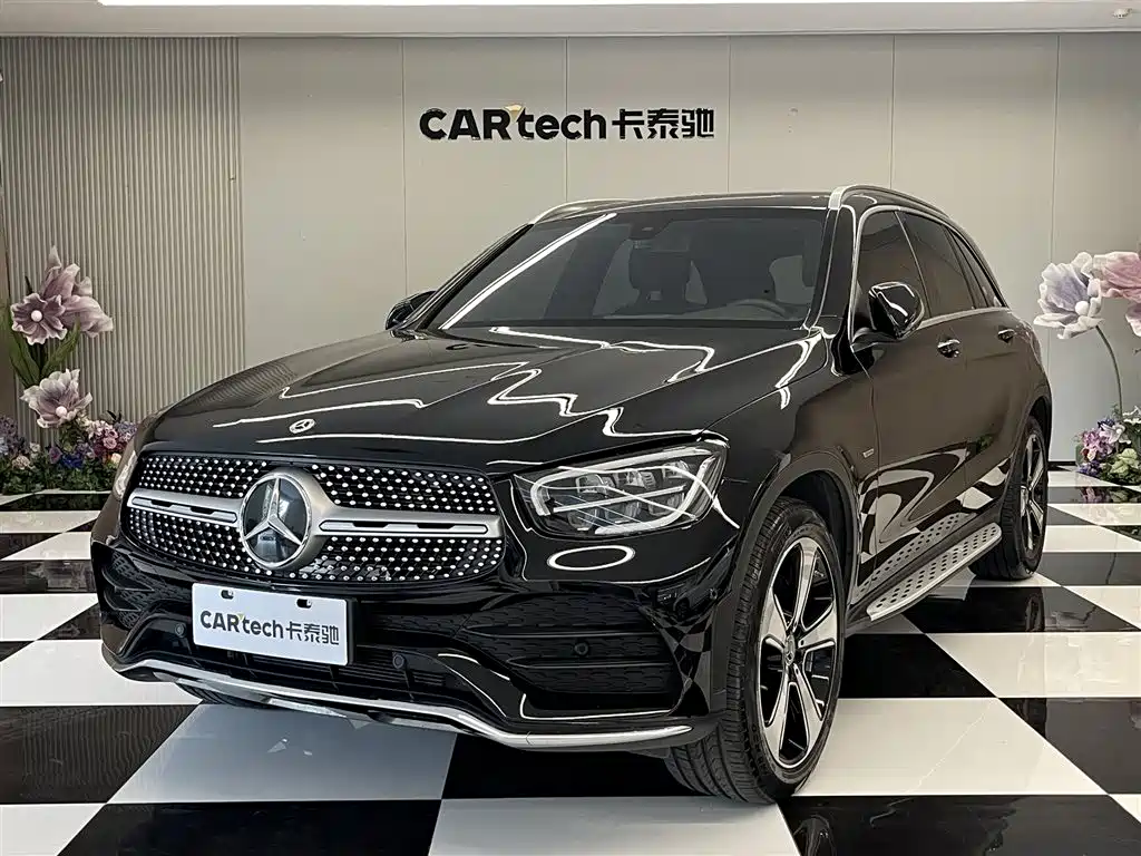 Купить Mercedes-Benz GLC