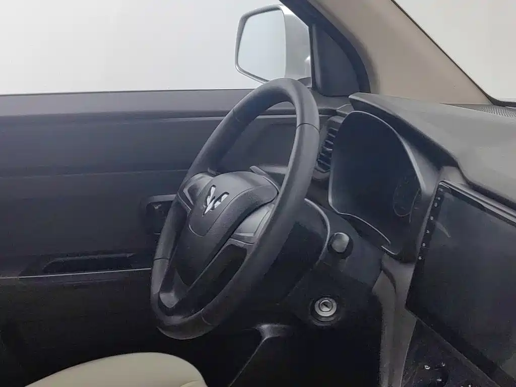 Wuling Hongguang V — миниатюра 22