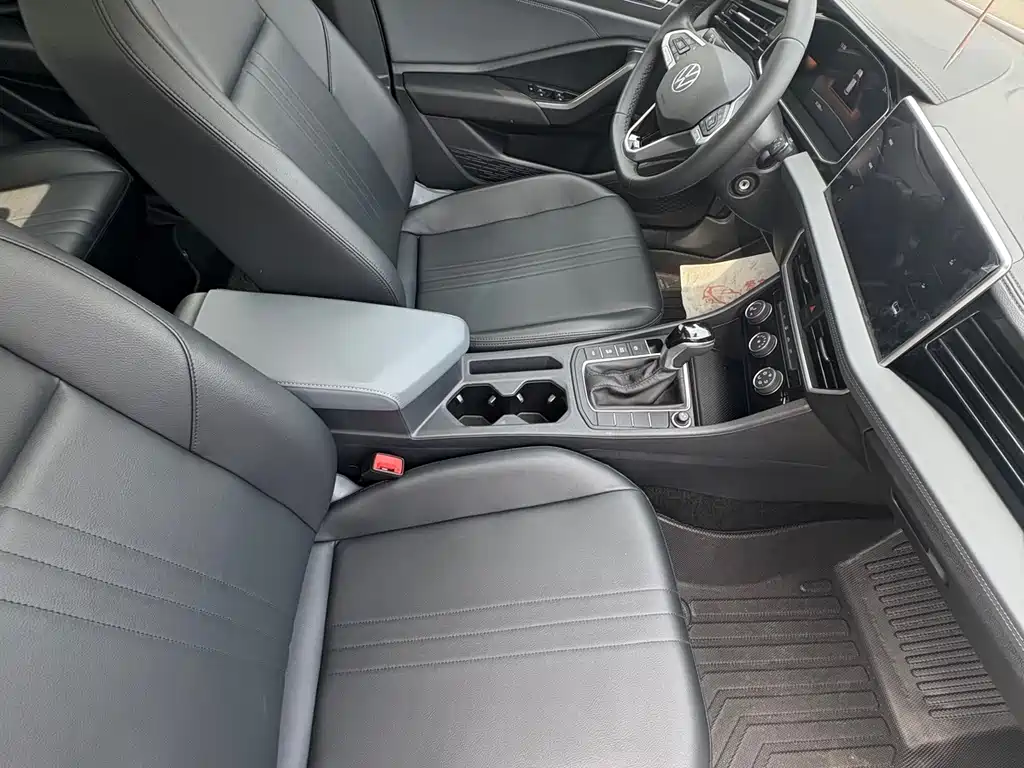 Volkswagen Sagitar — миниатюра 14