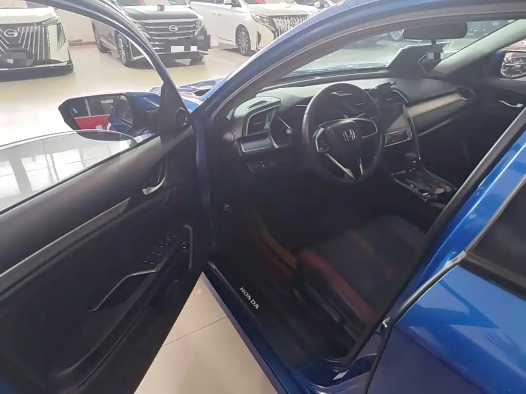 Honda Civic — миниатюра 16