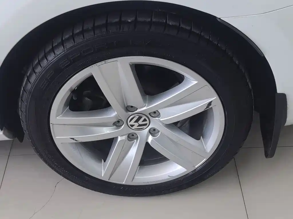 Volkswagen CC — миниатюра 7