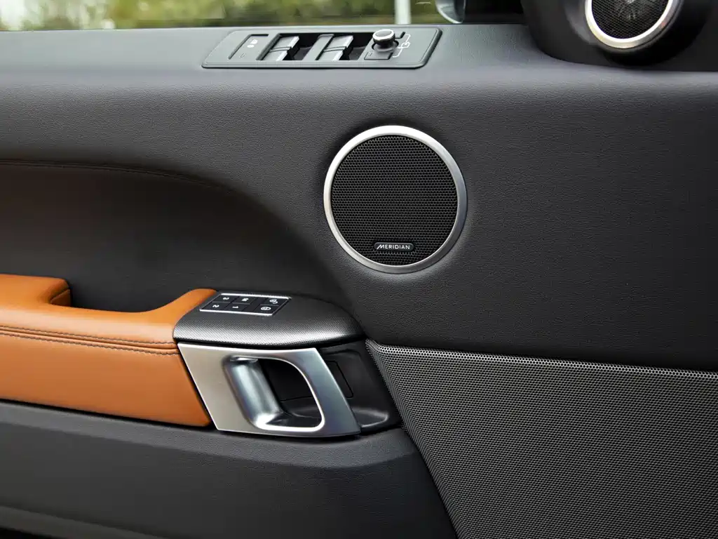 Land Rover Sport — миниатюра 15