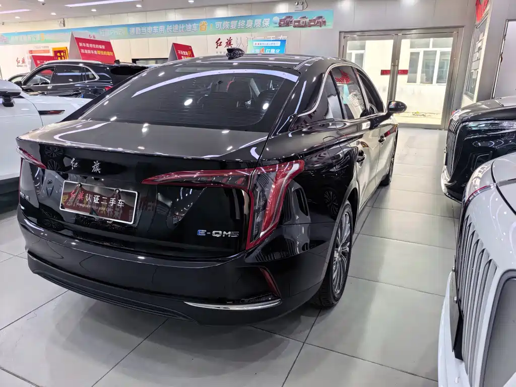Hongqi Hongqi E-QM5 — миниатюра 5