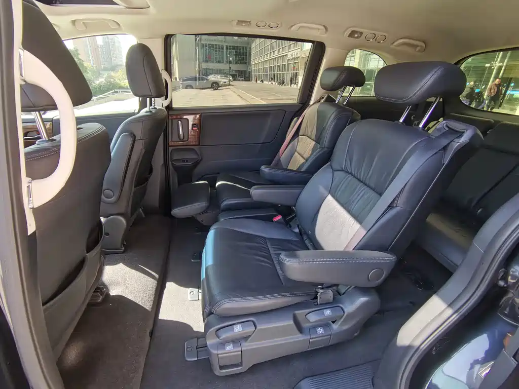 Honda Odyssey — миниатюра 13